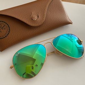 Ray-ban Green Mirrored Aviator Sunglasses